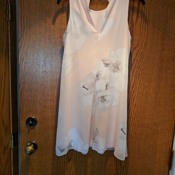 Petite Floral Dress - Picture 2 of 3